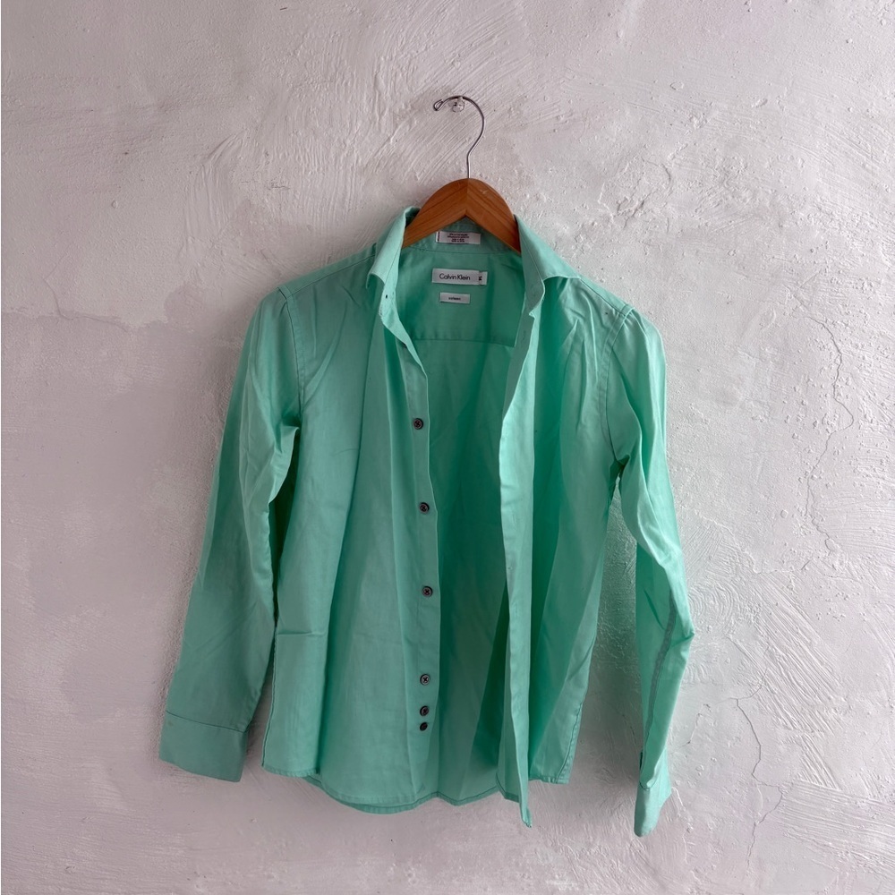 Calvin Klein Button Up Shirt boys Size 14 turquoise Sateen Cotton Long Sleeve